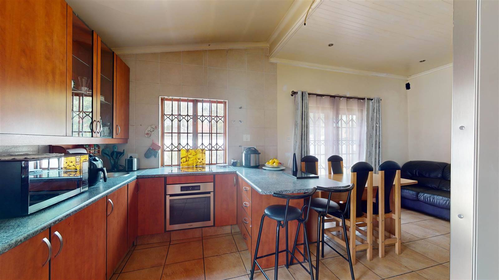 2 Bed House in Benoni Central photo number 5