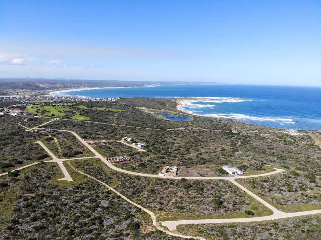 685 m² Land available in Stilbaai photo number 9