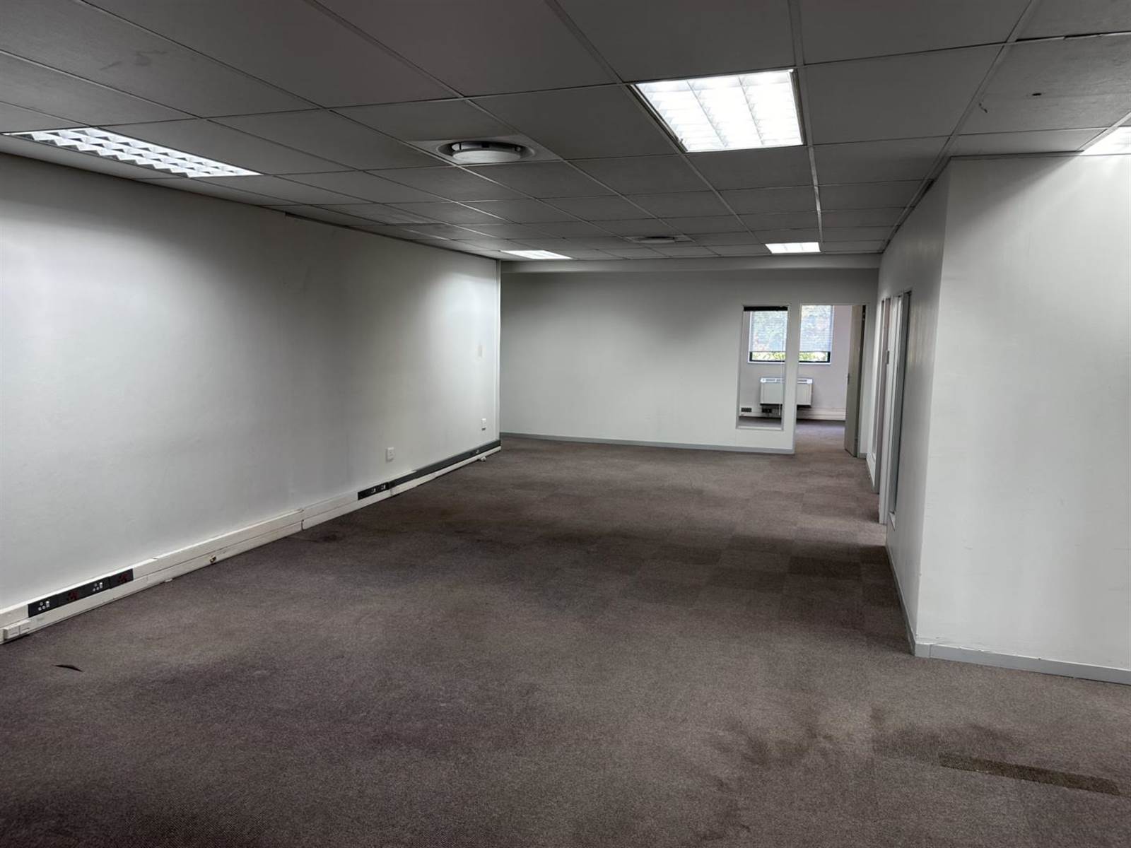 1503  m² Office Space in Menlyn photo number 6