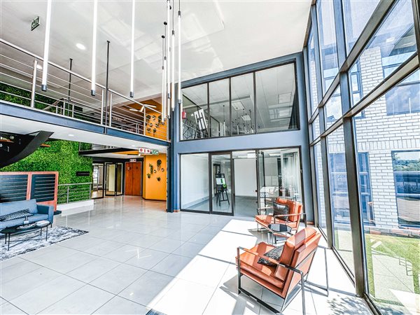 545  m² Commercial space in Hurlingham