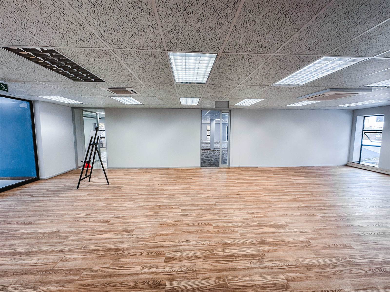 545  m² Commercial space in Hurlingham photo number 13