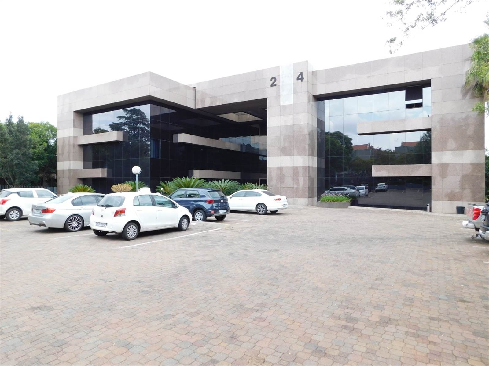 359  m² Commercial space in Randburg Central photo number 3