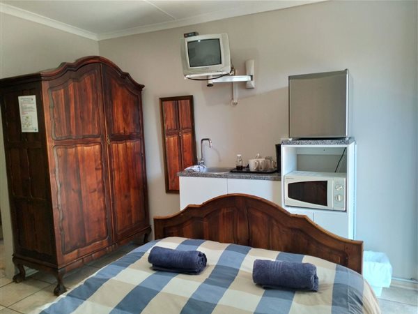 1 Bed Apartment