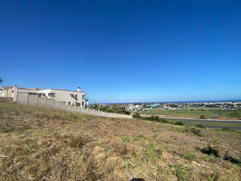 1609 m² Land available in Hartenbos Heuwels photo number 3