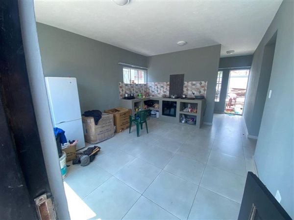 2 Bed House in Malvern East