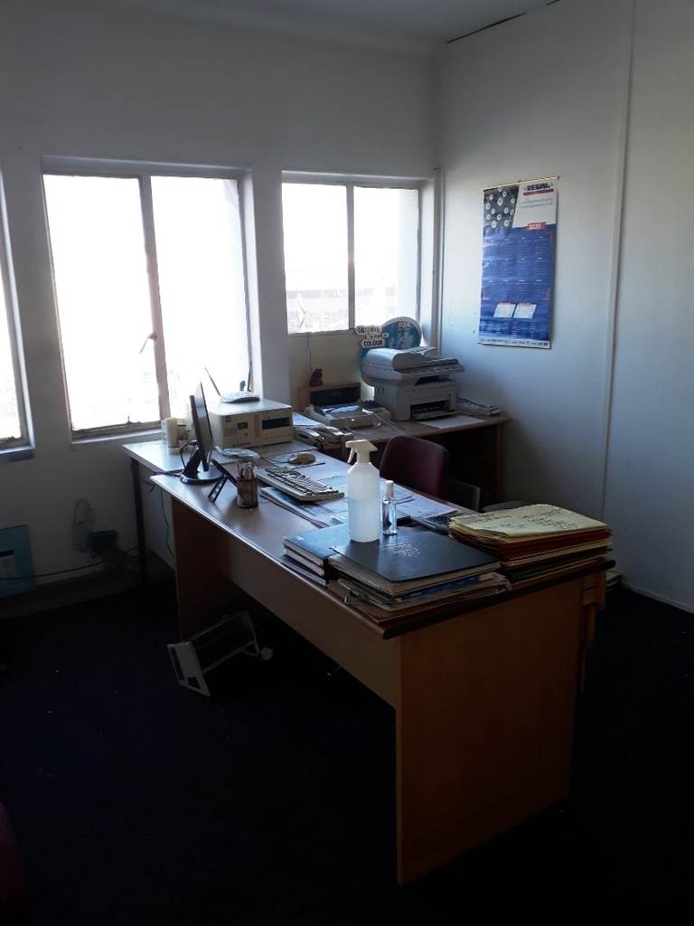 112  m² Commercial space in Pinetown Central photo number 6