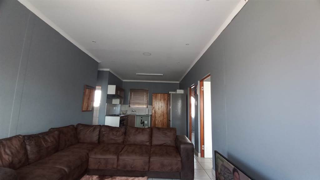 3 Bed House in Mangaung photo number 4