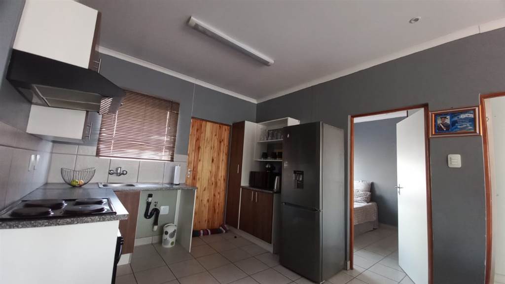3 Bed House in Mangaung photo number 6