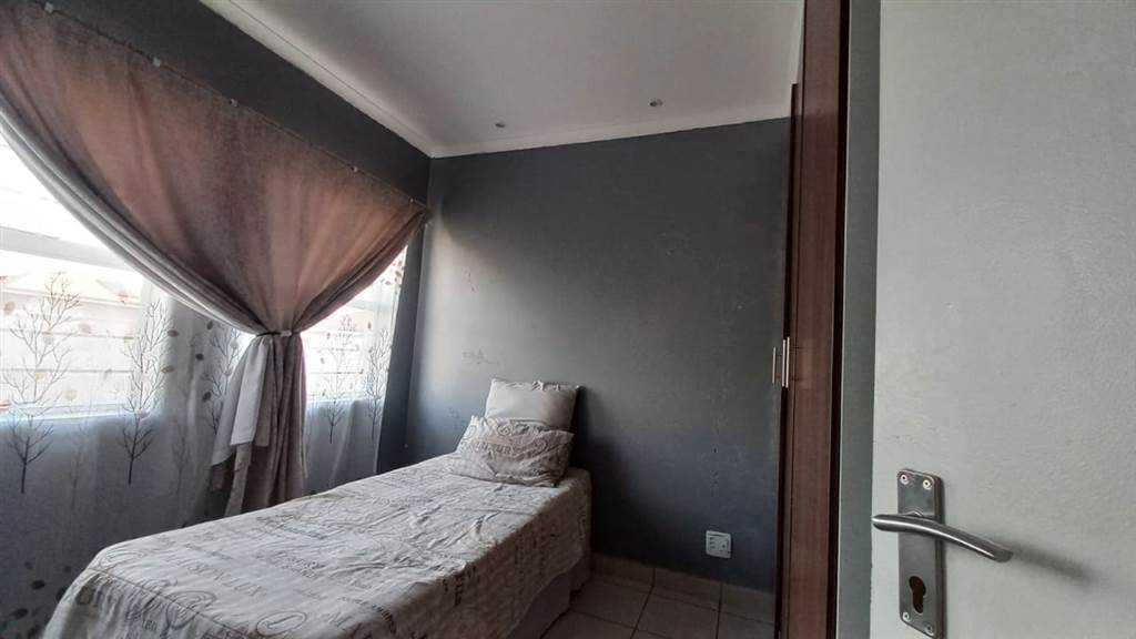 3 Bed House in Mangaung photo number 12
