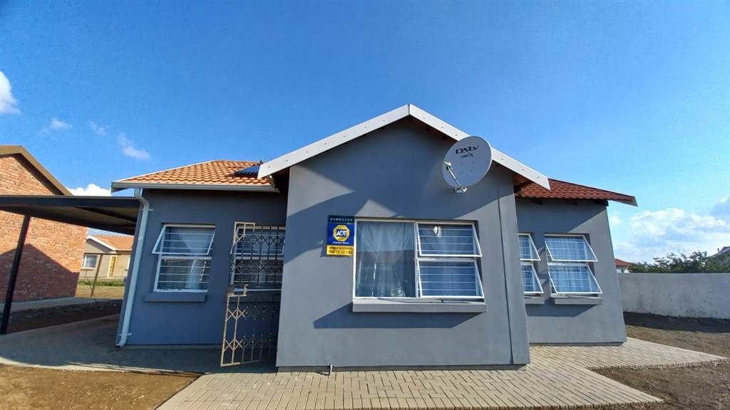 3 Bed House in Mangaung photo number 1