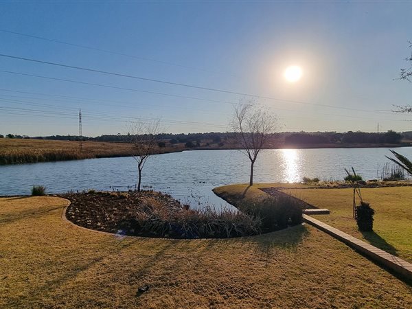 600 m² Land 600 m² Land