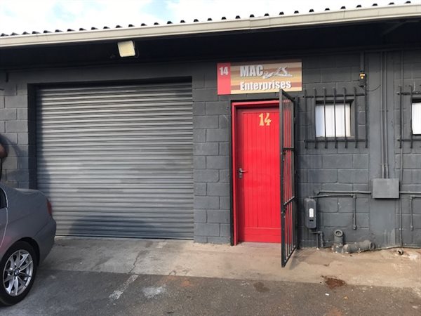 106 m² Industrial space 106 m² Industrial space