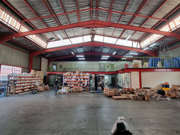 1017  m² Industrial space in Jet Park