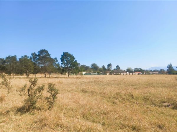 4 047 m² Land