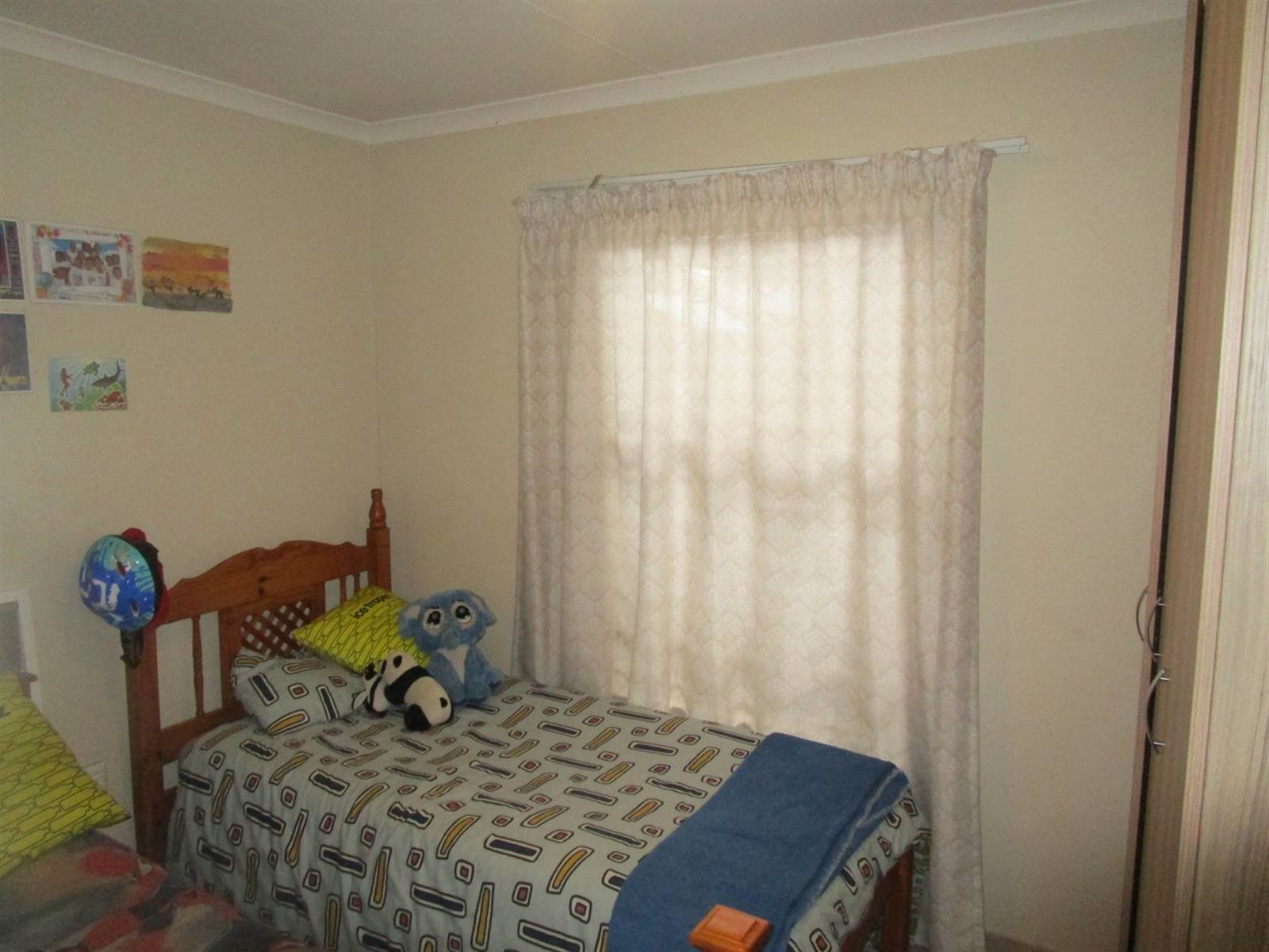 3 Bed House in Leopards Rest Security Estate photo number 16