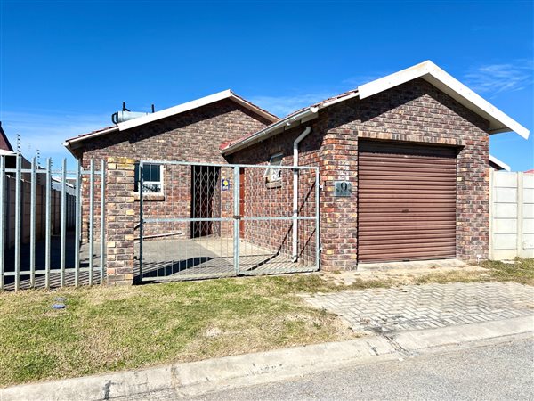 2 Bedroom House 2 Bedroom House