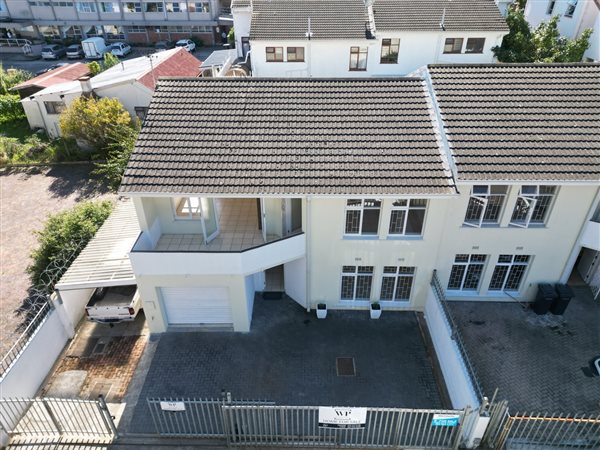 3 Bedroom Duplex