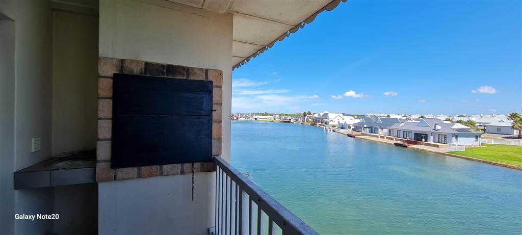 2 Bed Apartment in Wavecrest photo number 15