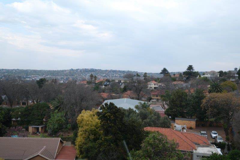 1 Bed Apartment in Linksfield photo number 11