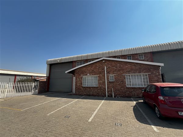 350  m² Industrial space