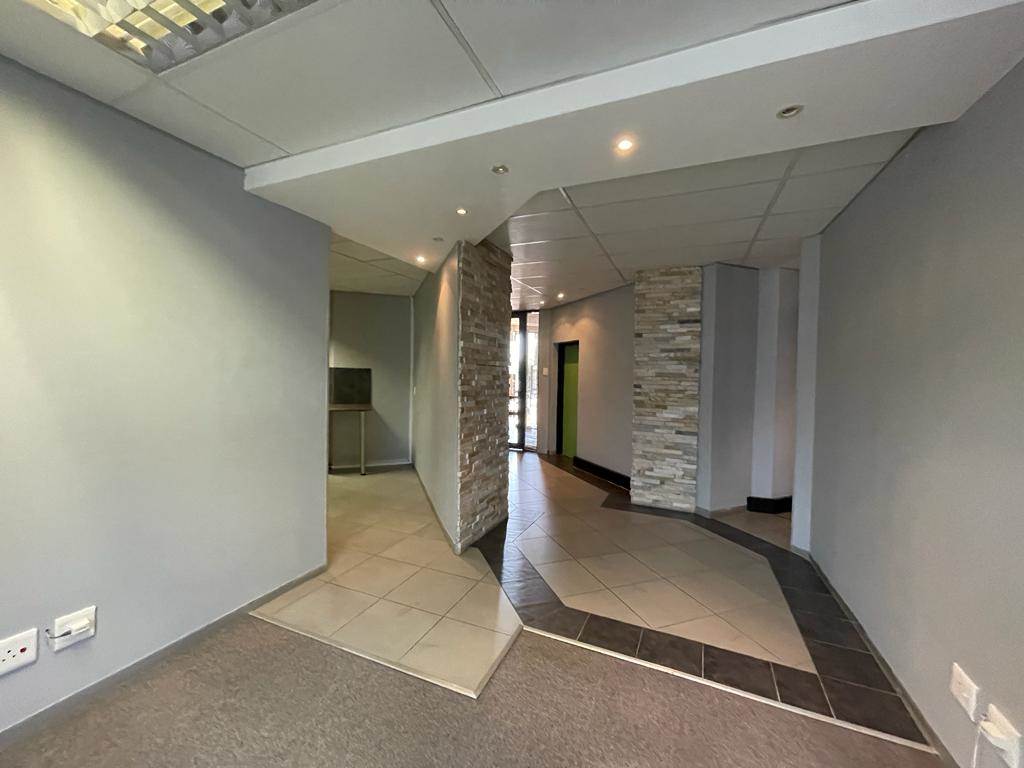 80  m² Commercial space in Highveld photo number 14
