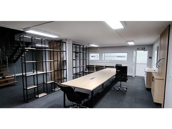 815 m² Commercial space 815 m² Commercial space