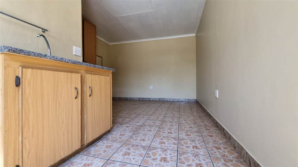 Studio Apartment in Palmietfontein photo number 3