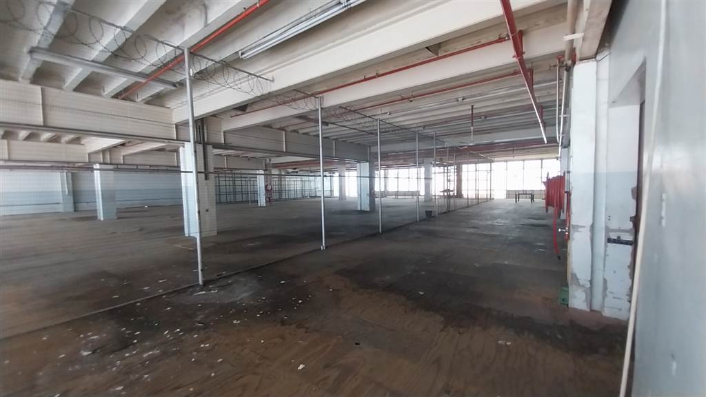 3138  m² Commercial space in Koedoespoort Industrial photo number 13