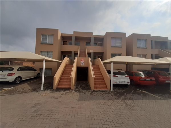 2 Bedroom Townhouse 2 Bedroom Townhouse