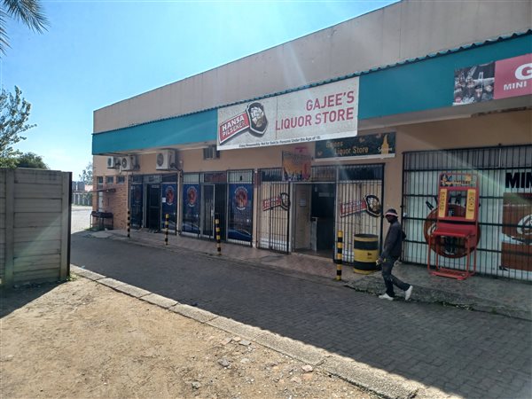 500  m² Retail Space in Lennoxton