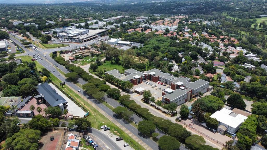 6630  m² Commercial space in Bryanston photo number 5
