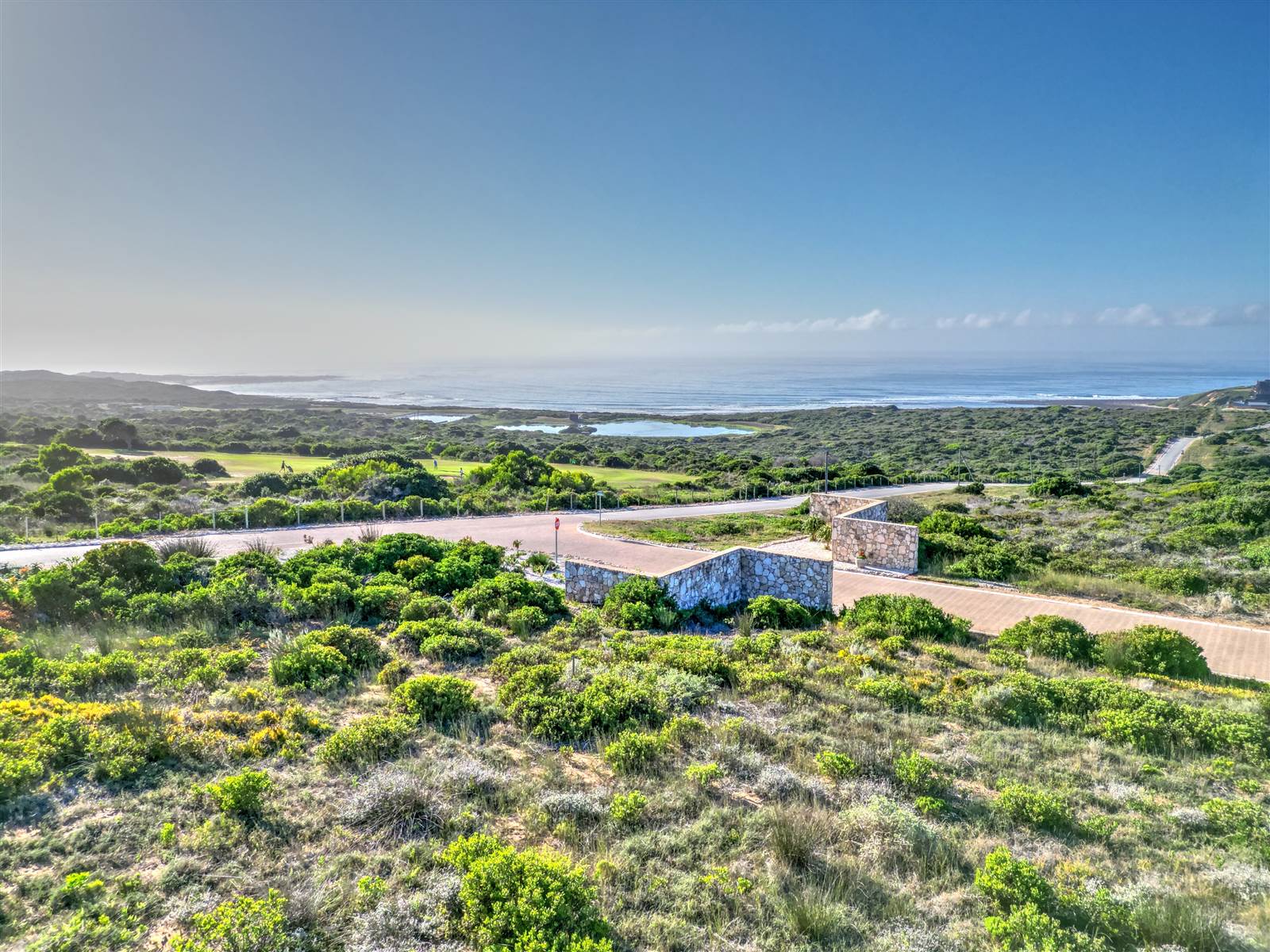 708 m² Land available in Stilbaai photo number 1