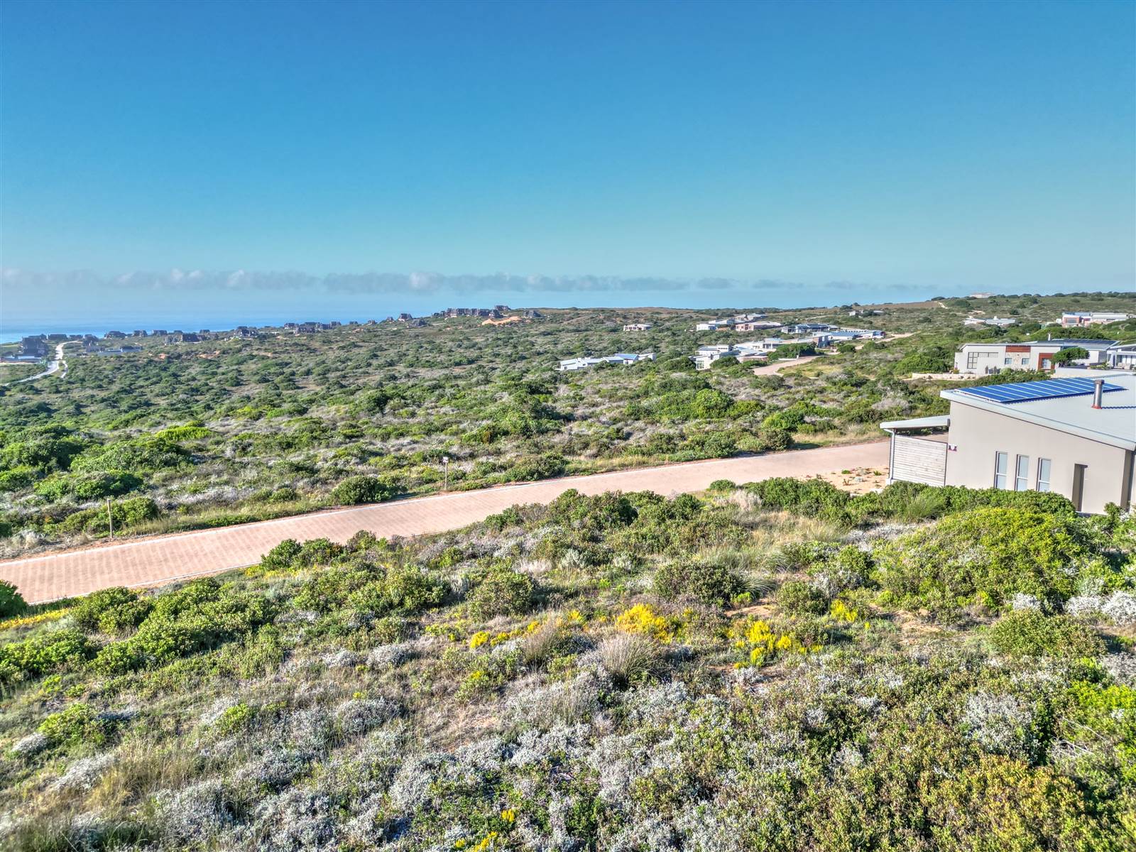 708 m² Land available in Stilbaai photo number 4