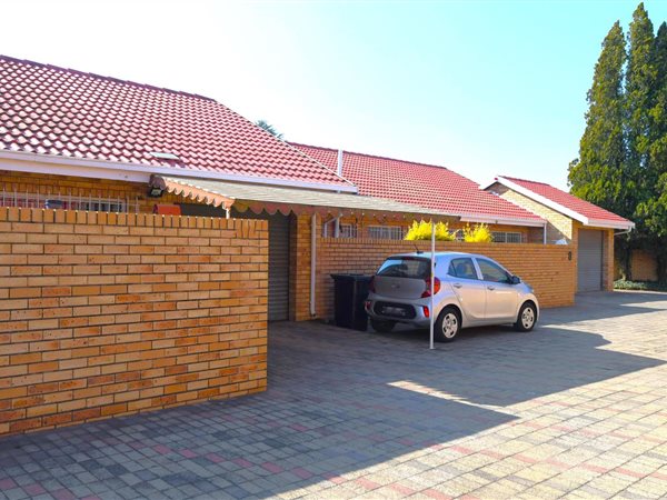 3 Bed Townhouse in Strubenvale