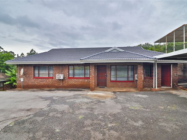 3 Bedroom House 3 Bedroom House