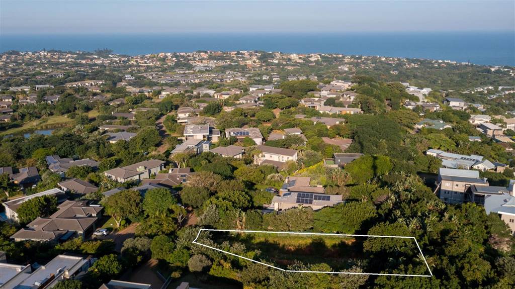 935 m² Land available in Brettenwood Coastal Estate photo number 1