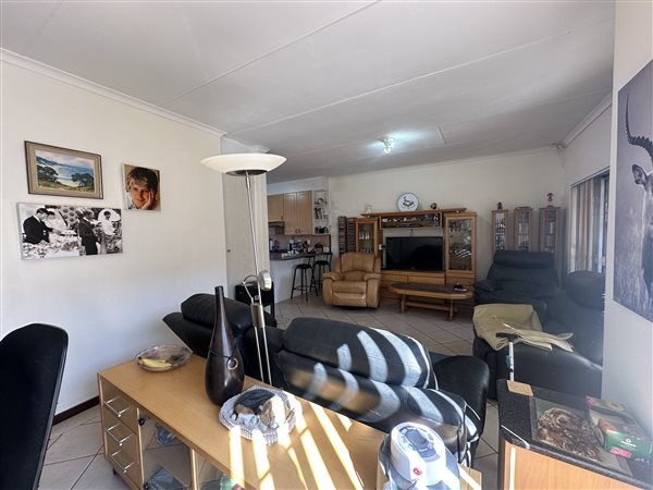 2 Bed Simplex