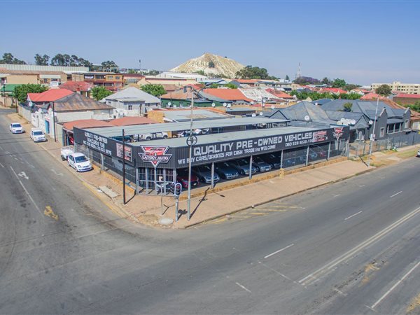 991 m² Commercial space 991 m² Commercial space