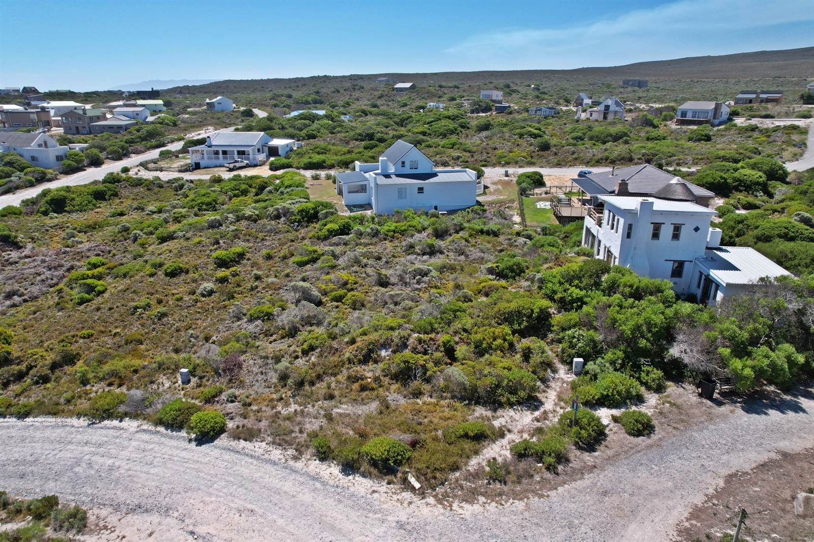 687 m² Land available in Suiderstrand photo number 6