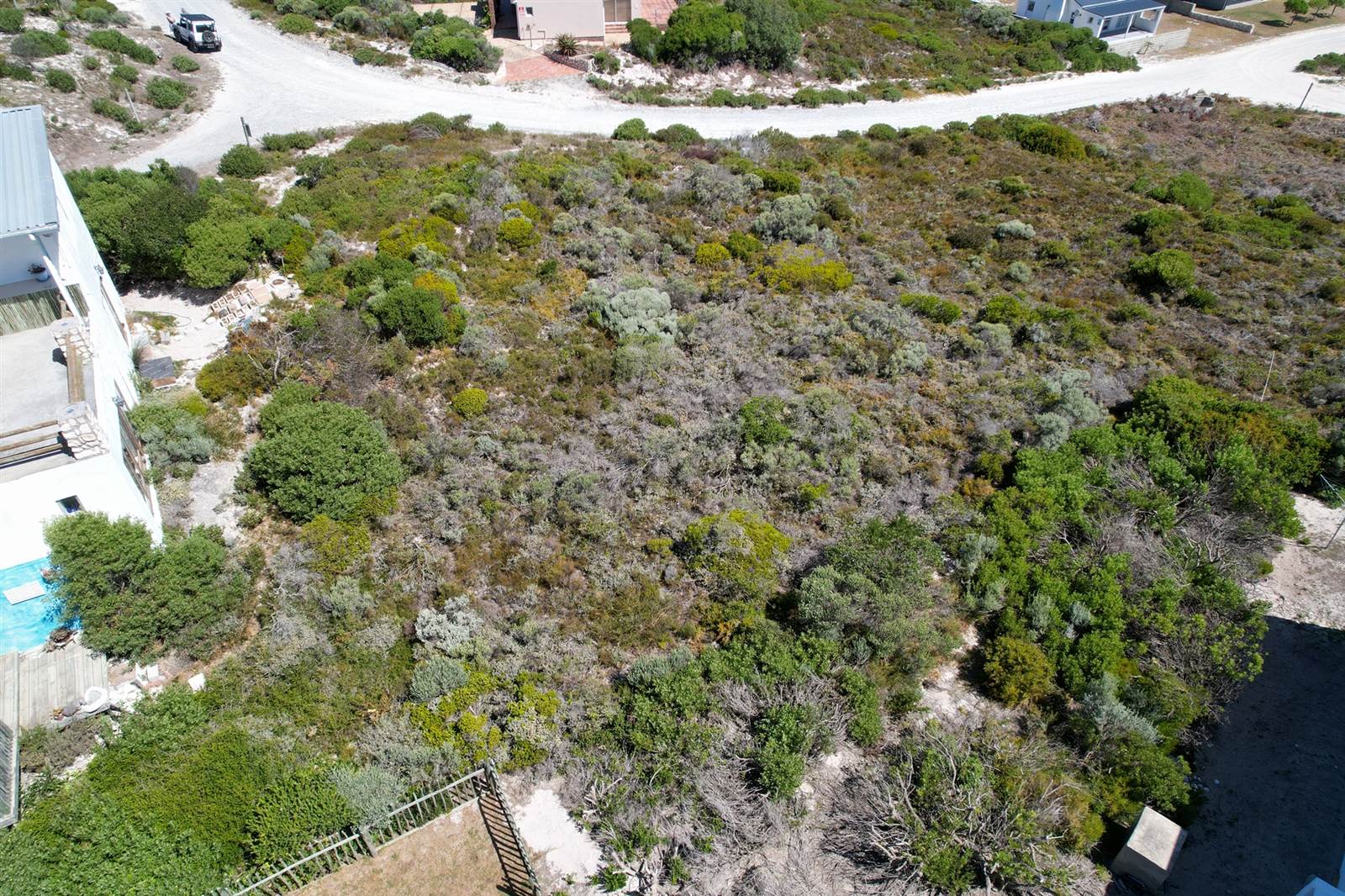 687 m² Land available in Suiderstrand photo number 16