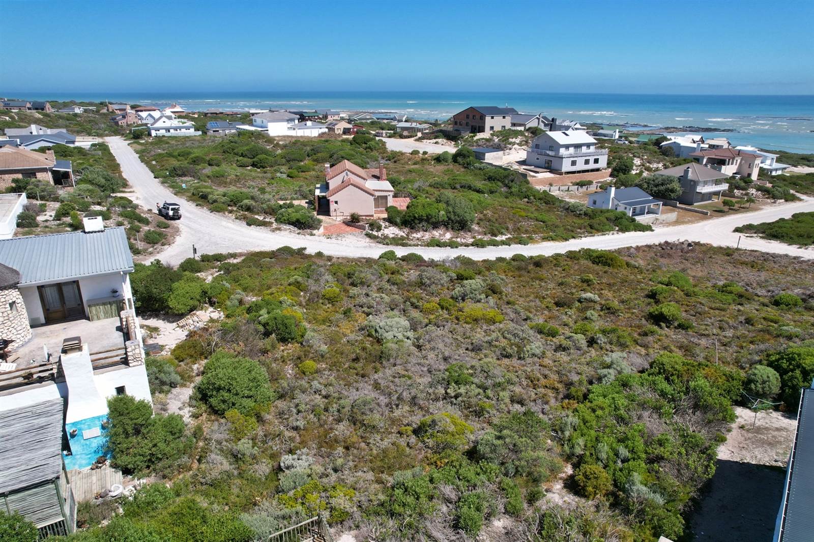 687 m² Land available in Suiderstrand photo number 3
