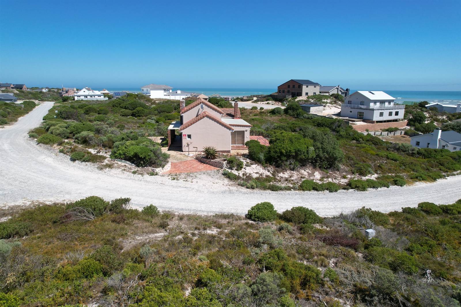 687 m² Land available in Suiderstrand photo number 9