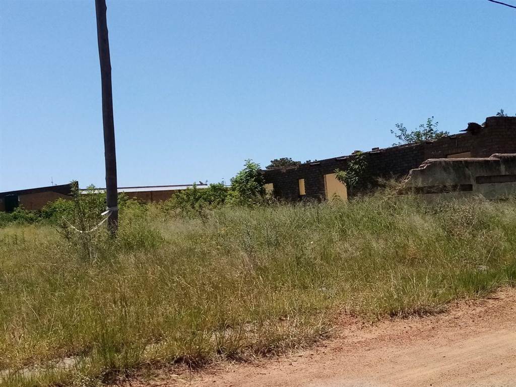 4558 m² Land available in Lethlabile photo number 6