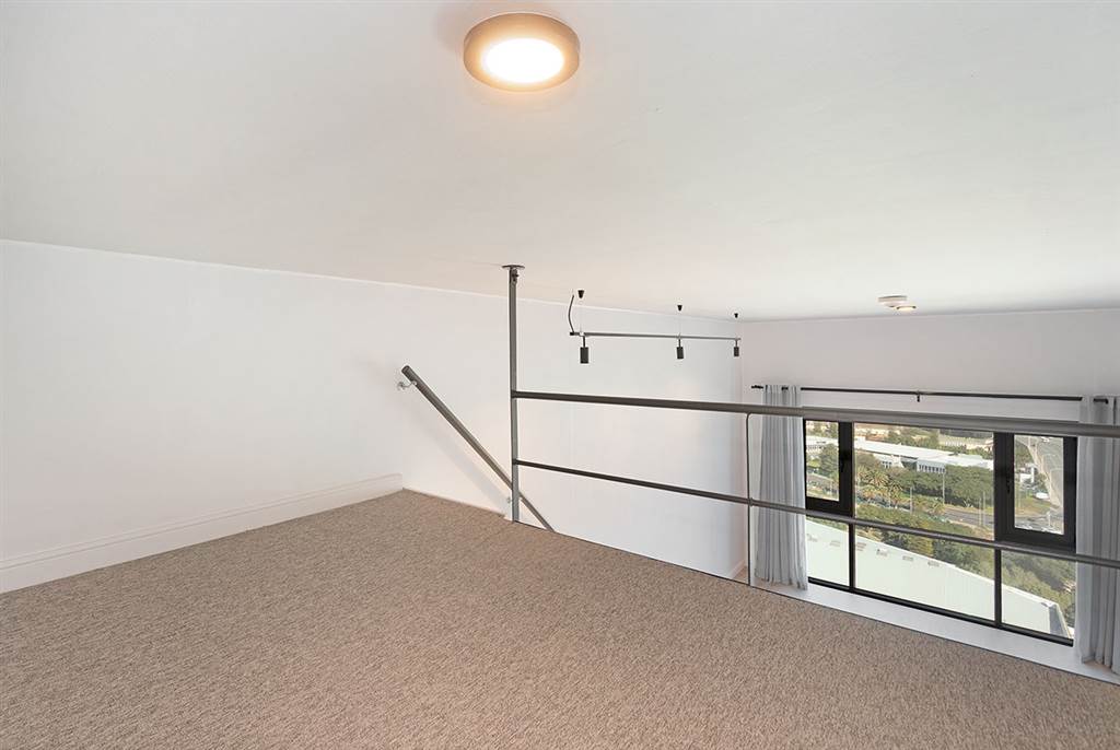 1 Bed Apartment in Foreshore photo number 15