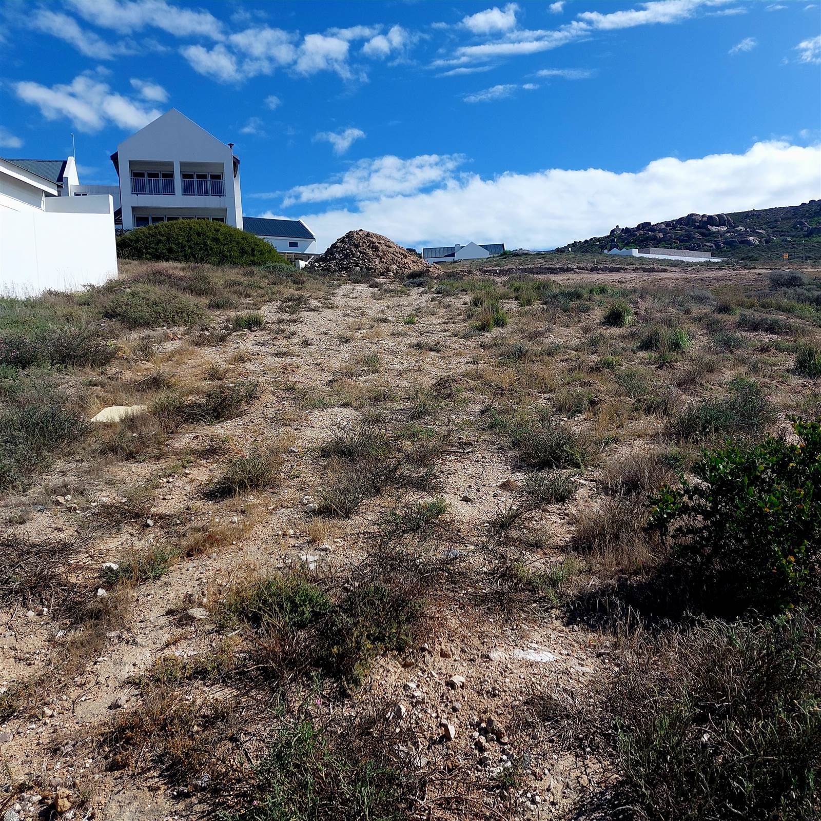 738 m² Land available in Da Gama Bay photo number 14