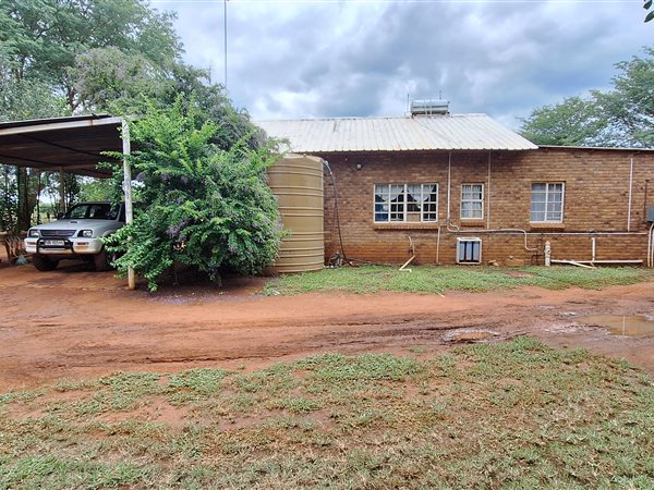 6.5 ha Smallholding 6.5 ha Smallholding