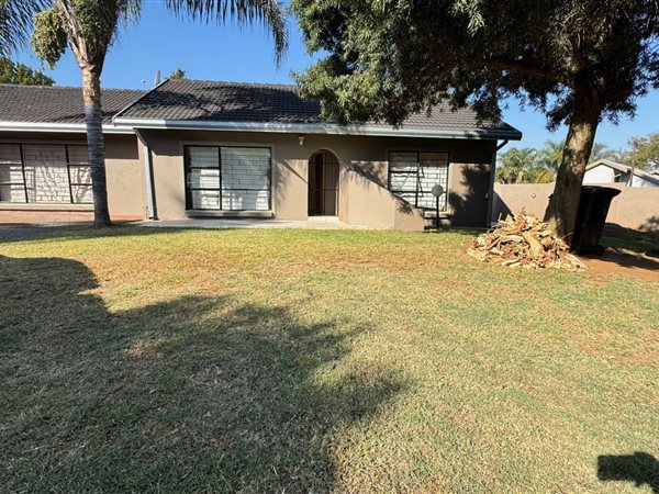 2 Bedroom House 2 Bedroom House