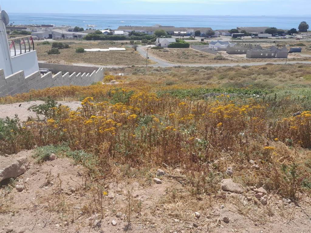 516 m² Land available in Da Gama Bay photo number 10