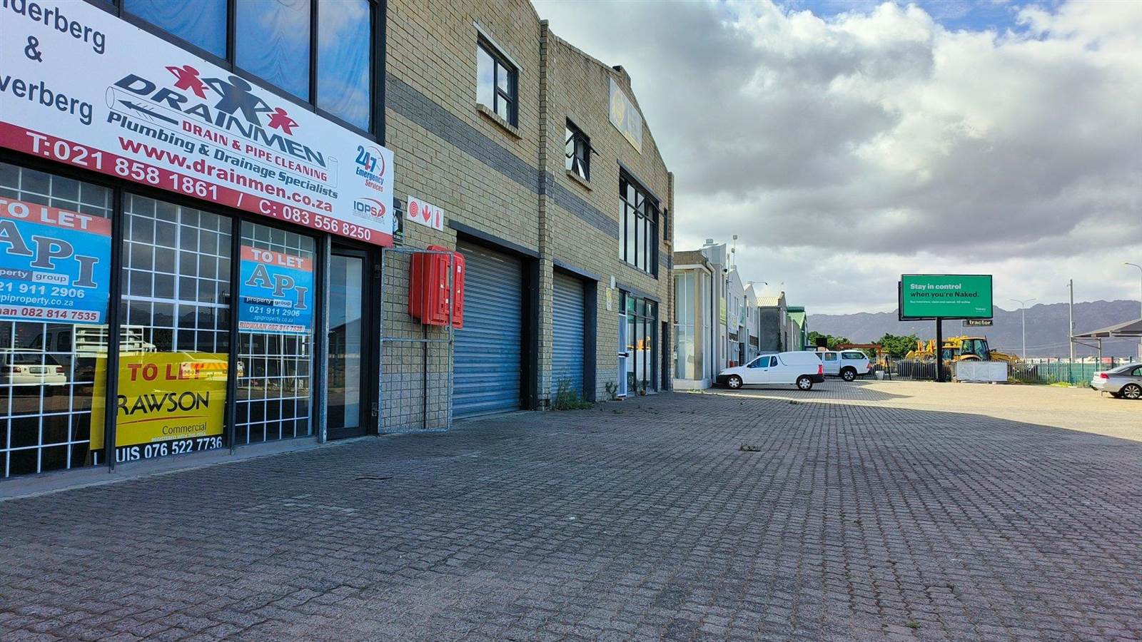 190  m² Industrial space in Somerset West Business Park photo number 14