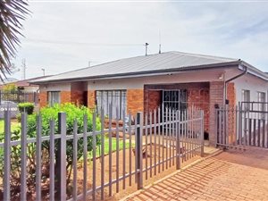 4 Bed House in Sunnyridge
